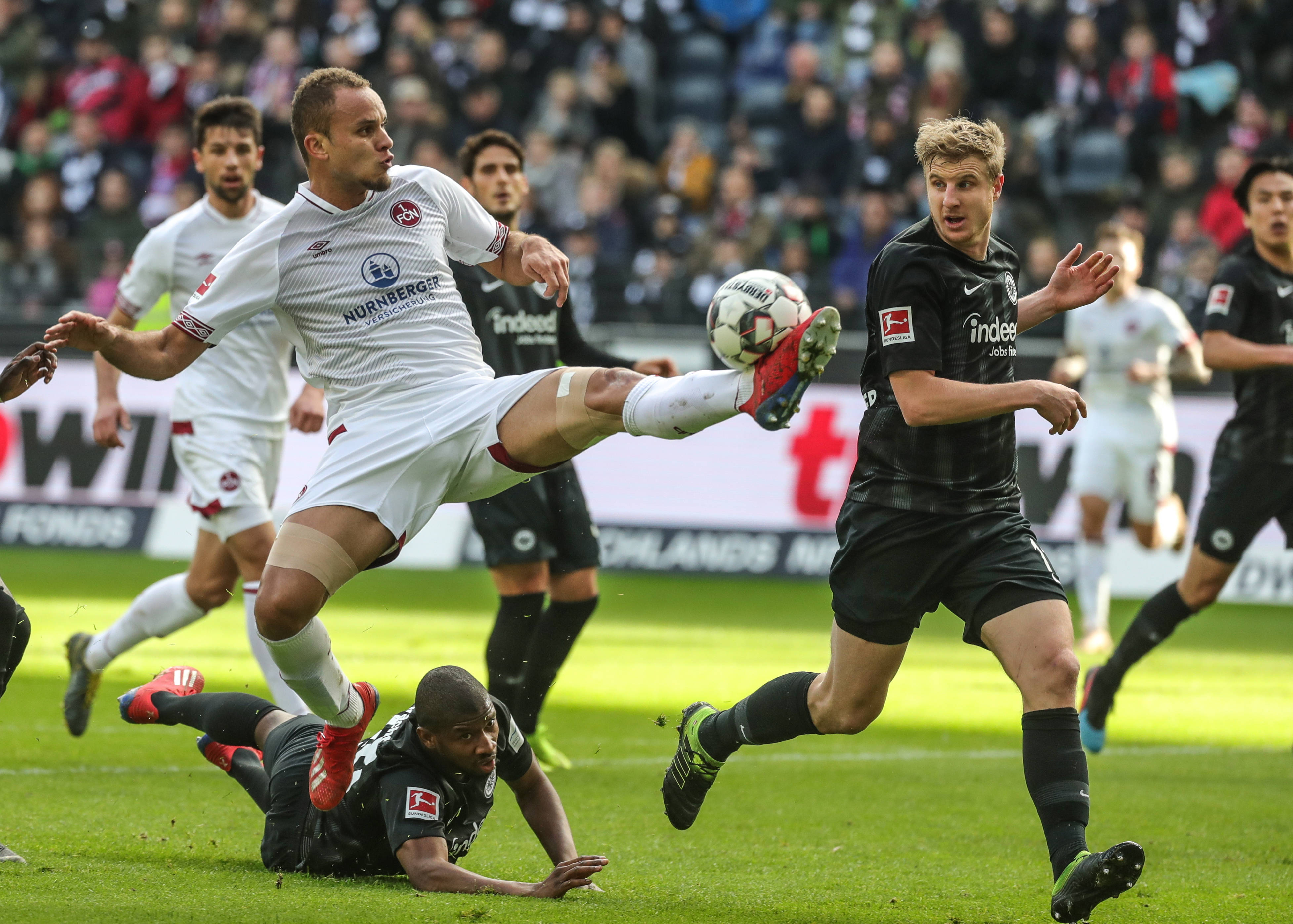 赛征战中 赛征战中