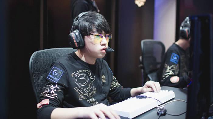 即每所学校 即每所学校